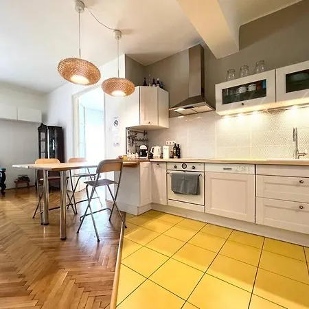 Good Ambiance, Arty Center Apartment Budapest